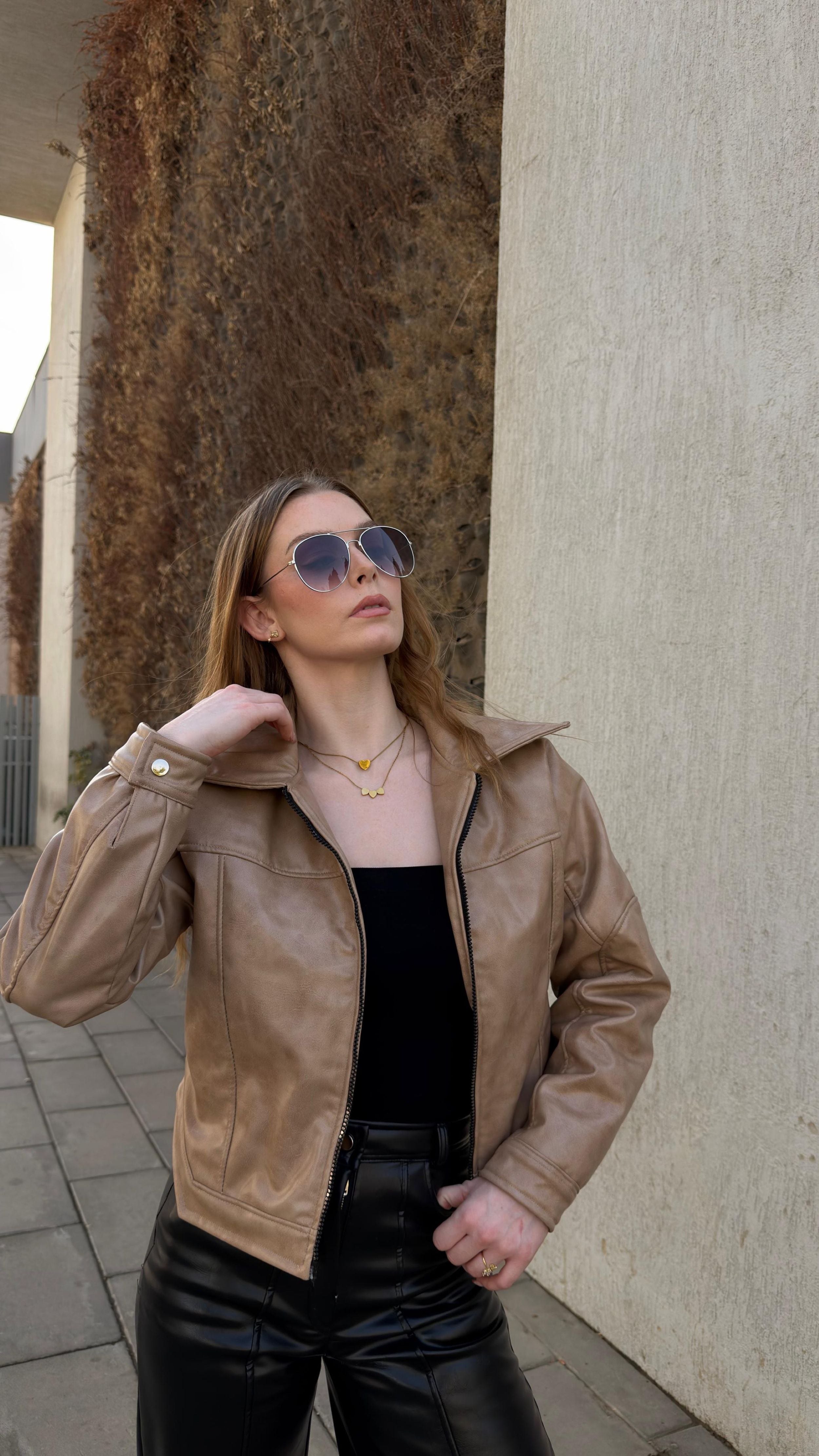 slider image slider_item_hrQr4d